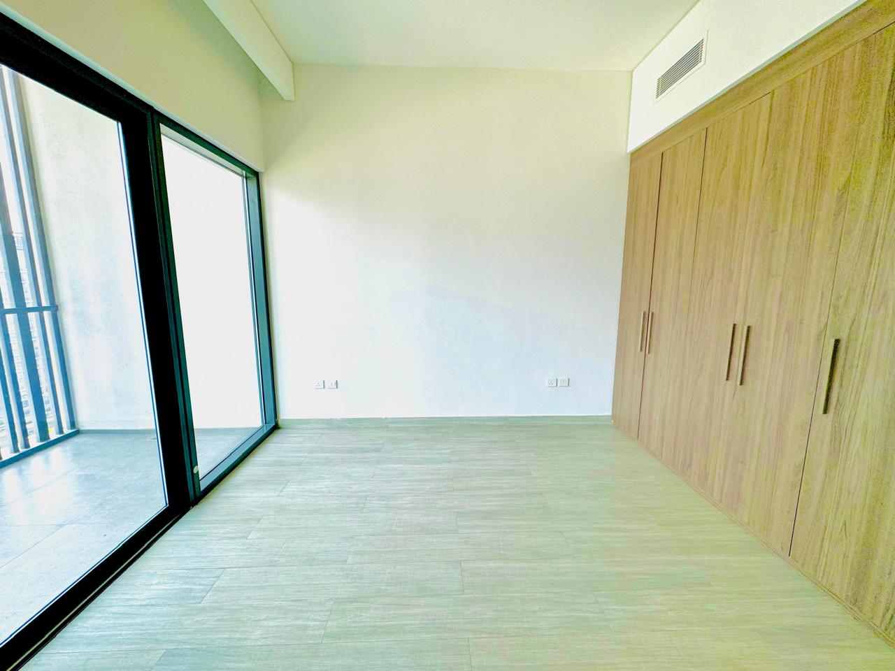 Sol Avenue Business Bay