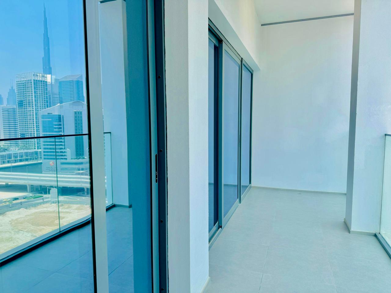 Sol Avenue Business Bay