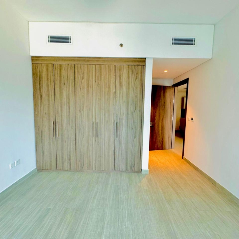 Sol Avenue Business Bay