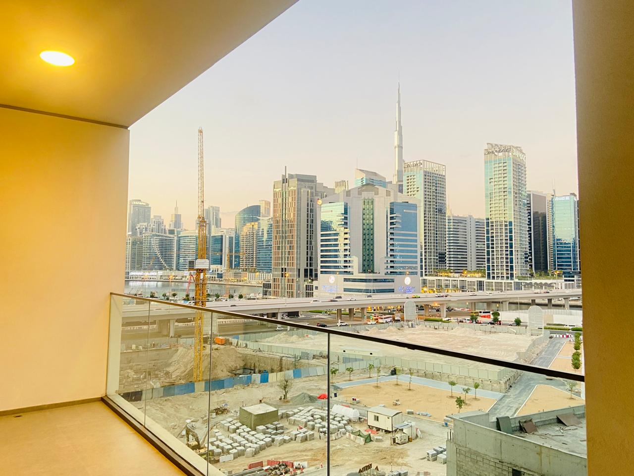 Sol Avenue Business Bay